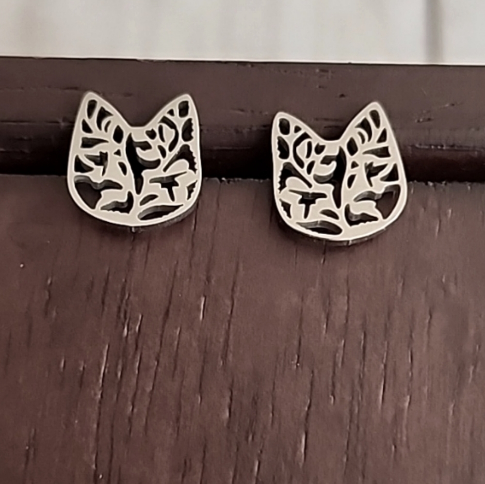 STAINLESS  Steel Floral Cat Stud Earrings